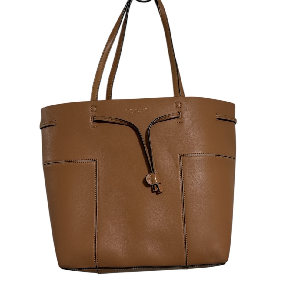 Tory Burch Brown Leather Tote Bag with Structured Design